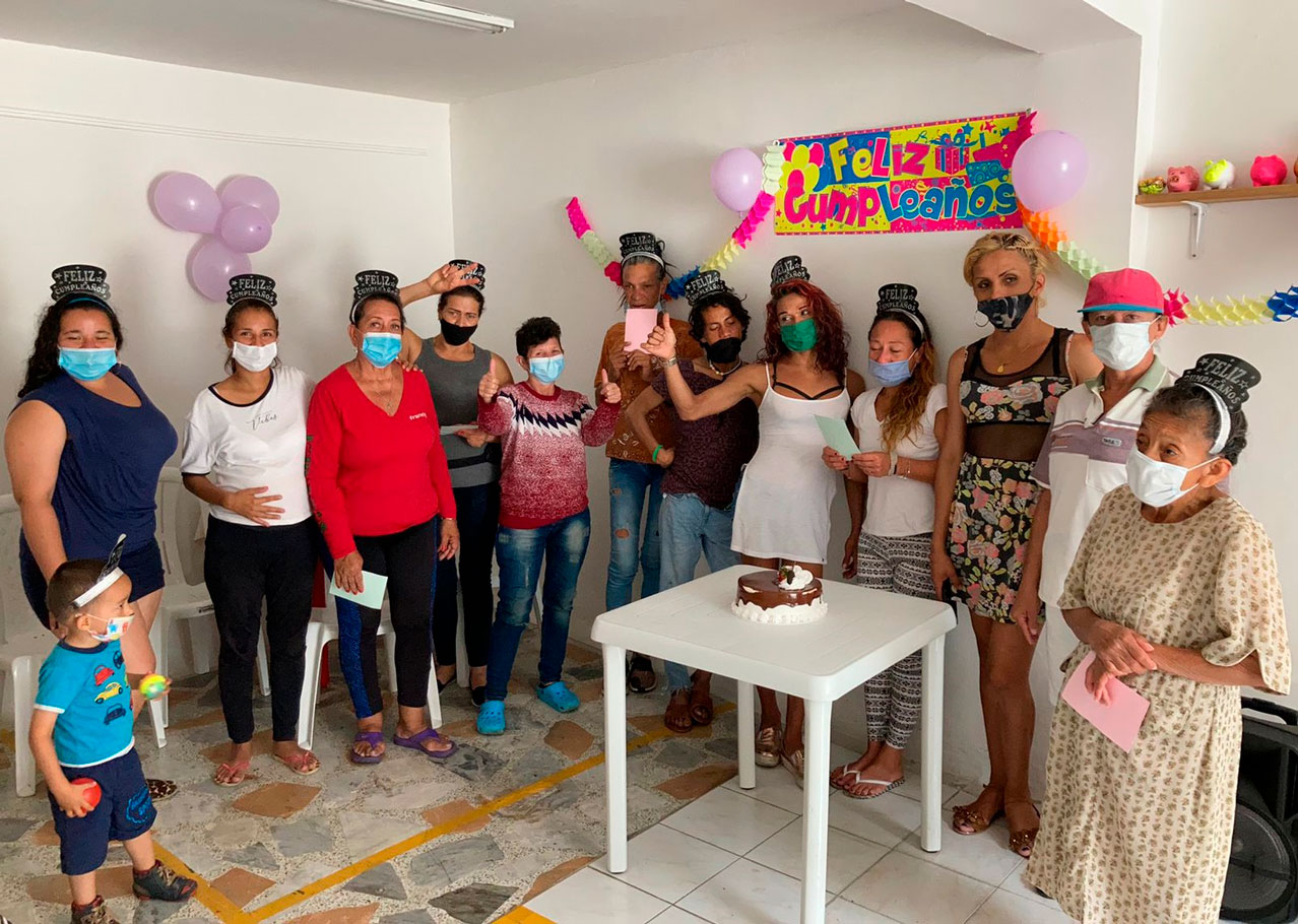 fundación communitas acción mujer